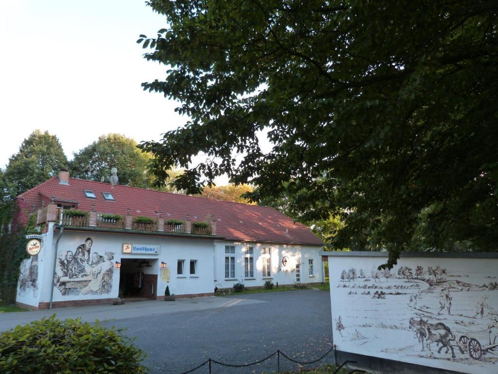 Landhaus Dargelin Hotell Behrenhoff Eksteriør bilde